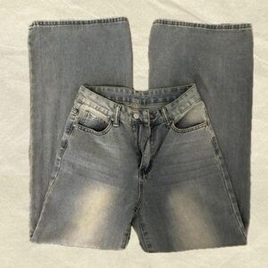 light wash blue wide leg jeans